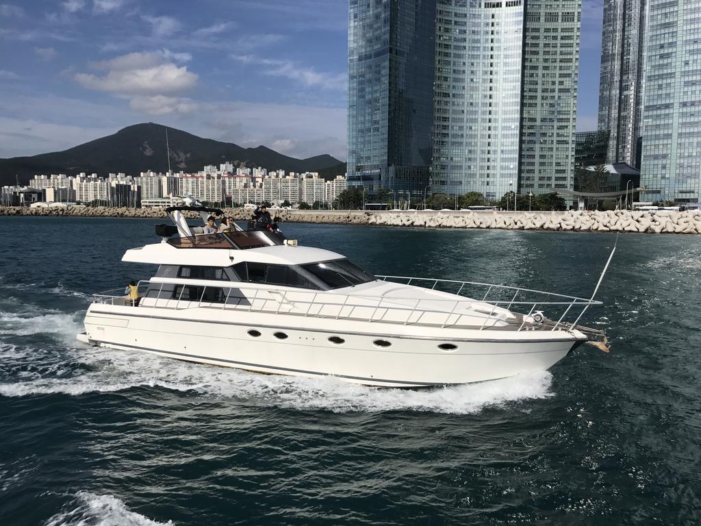 Hotel Sea And Yacht Busan Exterior foto